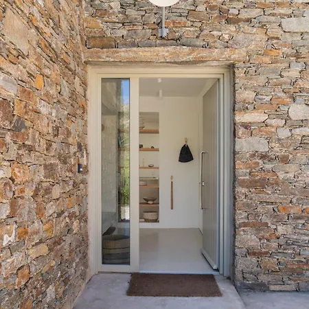 Phi Serifos Livadi (Serifos)