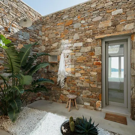 Phi Serifos * Livadi (Serifos)