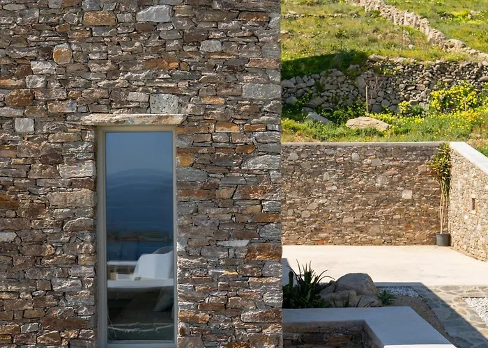 Villa Phi Serifos *