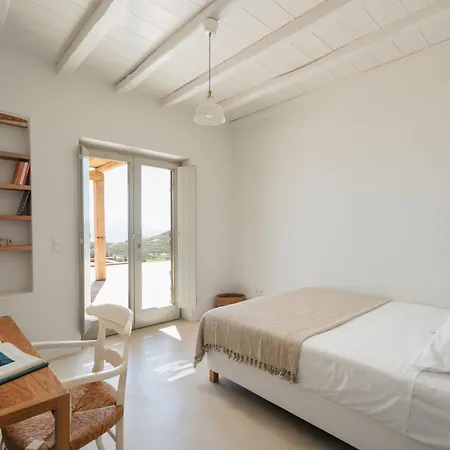 Phi Serifos * Λιβάδι