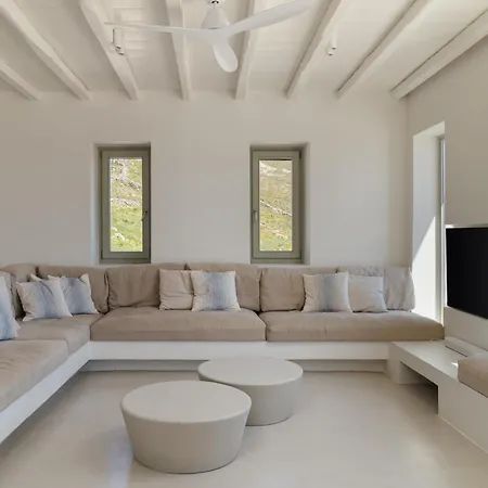 Phi Serifos Βίλα