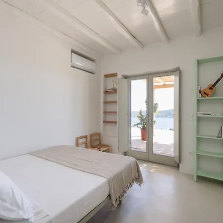 Phi Serifos